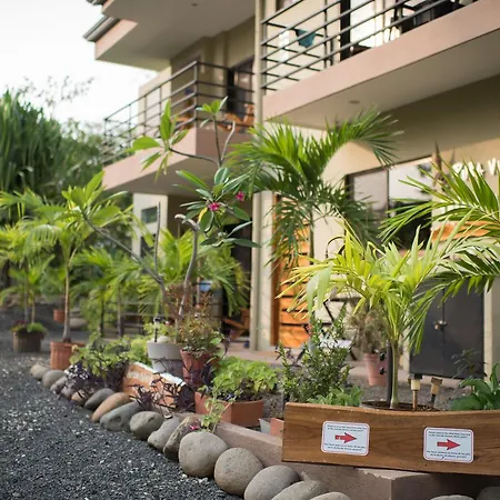 Tamarindo Sunshine Hotel