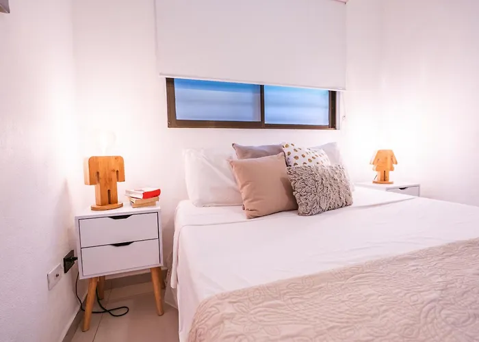 Sunshine Hotel