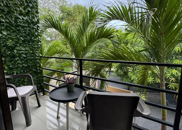 Sunshine Hotel 3*